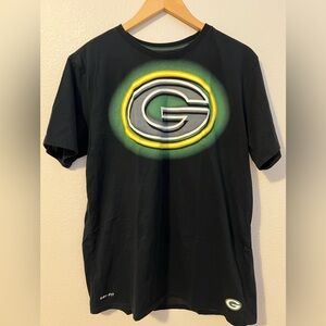 Nike Black and Green Graphic Men's T-Shirt